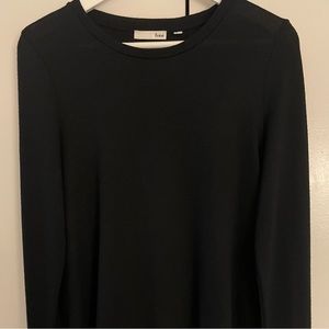 Aritzia Wilfred Free Long Sleeve Round Neck Top (black)